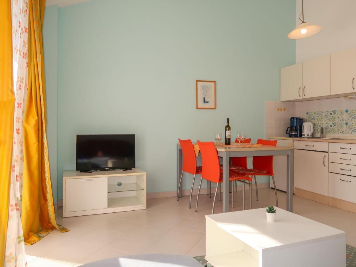 Apartment Elena - Snj115 By Interhome Сень Экстерьер фото